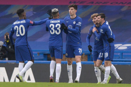 强强对话踢成决赛级别