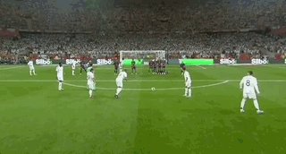 欧冠MVP遭降薪50万！31岁朱婷被列离队名单