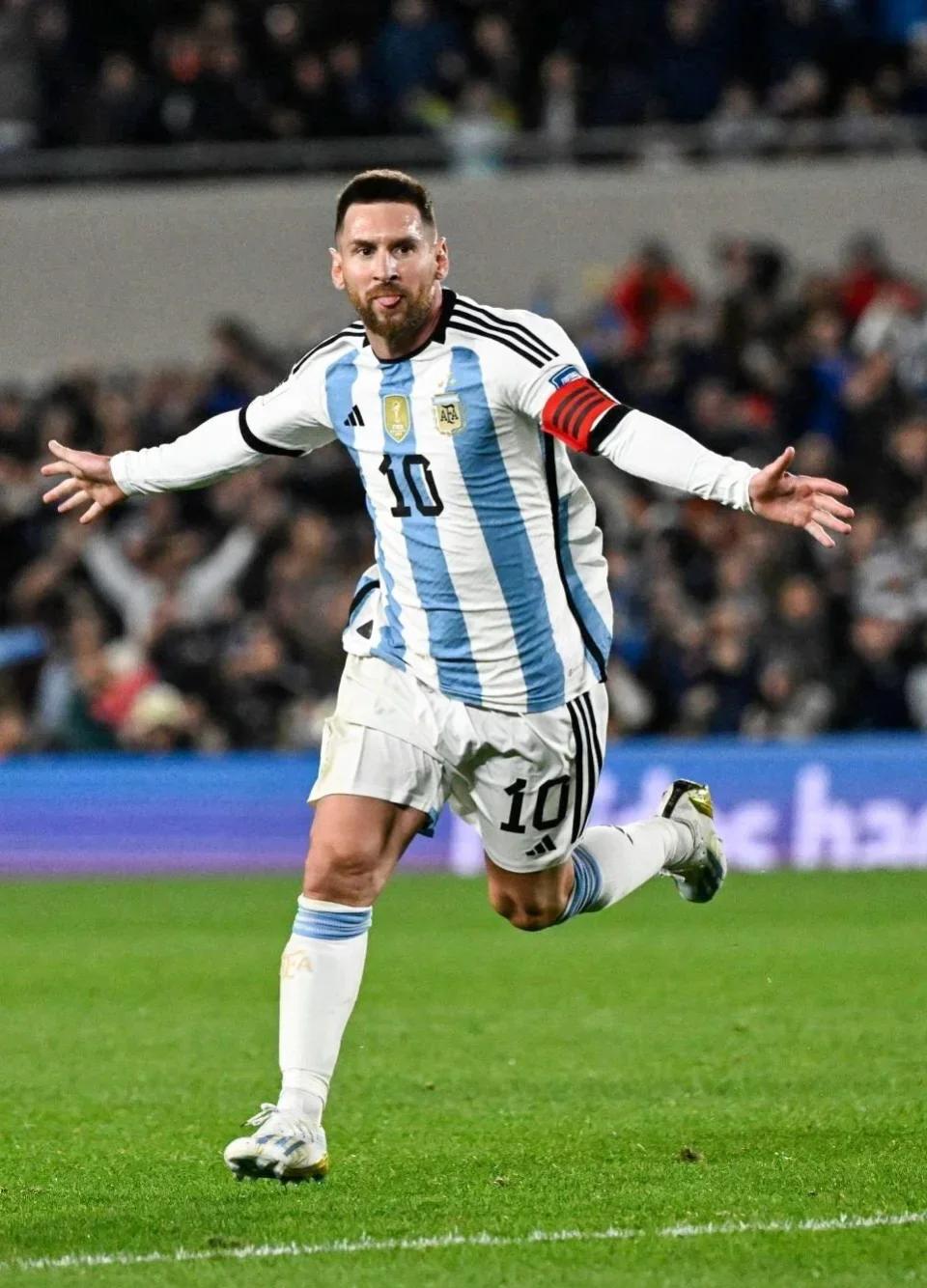 字母30+15+8难救主，唐斯打铁8中2布伦森37分，尼克斯送雄鹿7连败