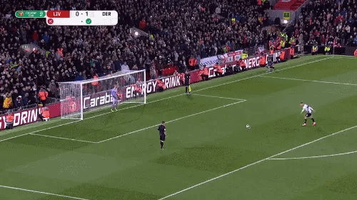 WTT总决赛女单1／8决赛，陈幸同4-2战胜队友石洵瑶，晋级8强